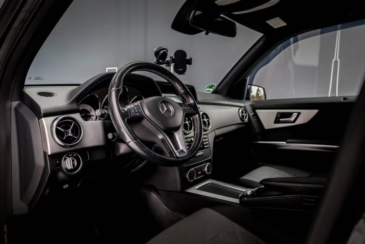 MERCEDES BENZ GLK 220