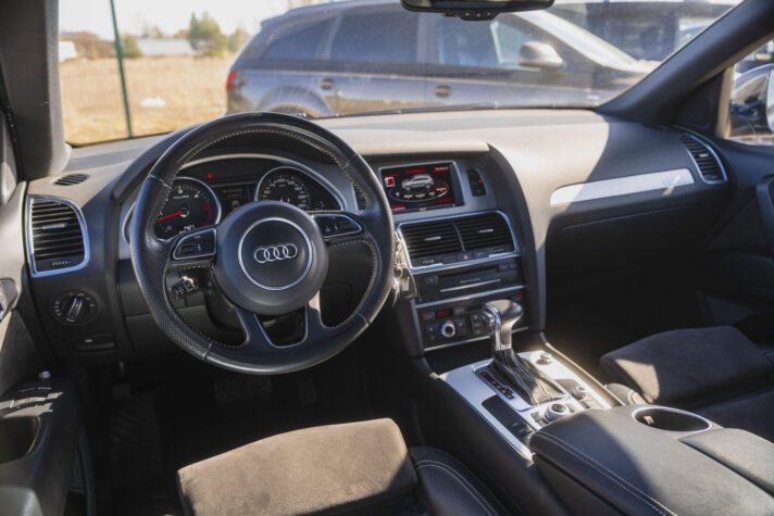 AUDI Q7 S-LINE FACE-LIFT