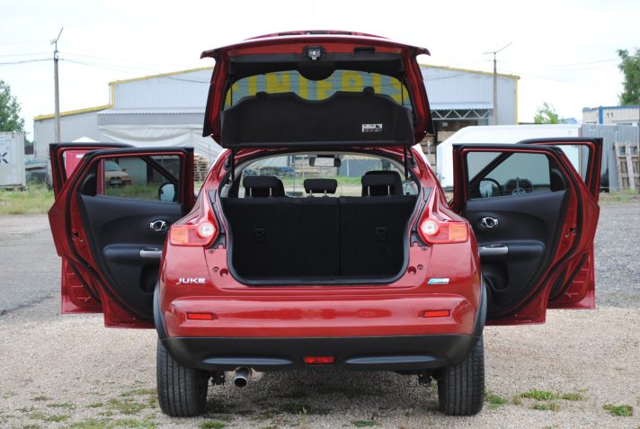 NISSAN JUKE