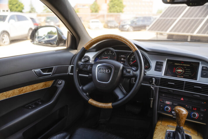 AUDI A6 ALLROAD