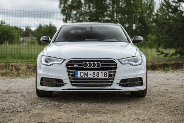 AUDI A6 LIMOUSINE QUATTRO