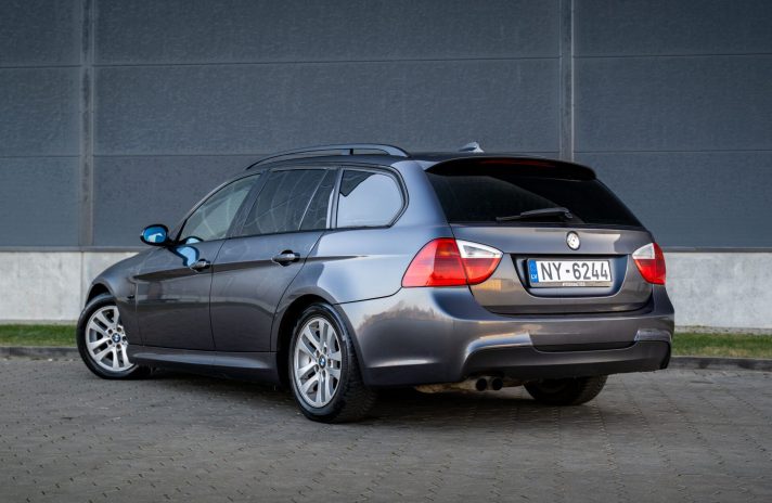 BMW 325