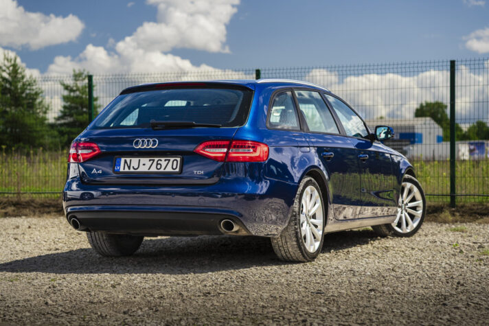 AUDI A4 AVANT FACE-LIFT