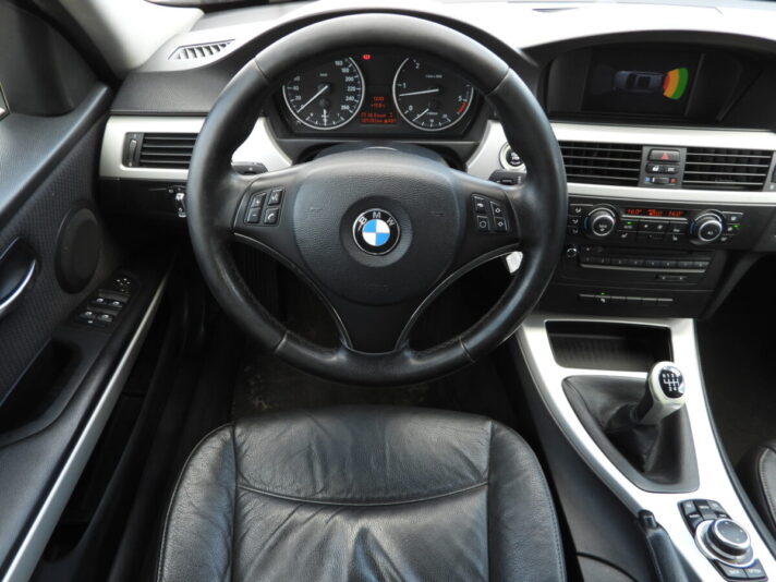 BMW 325