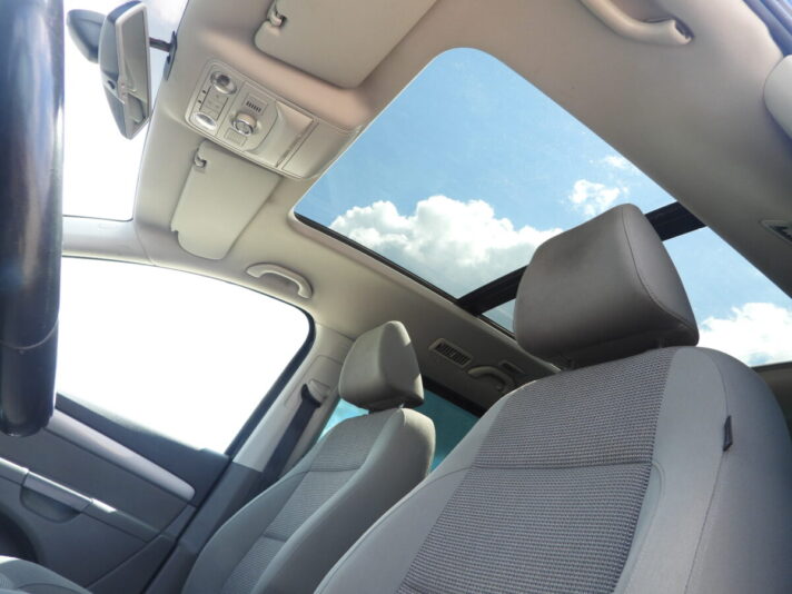 VW SHARAN