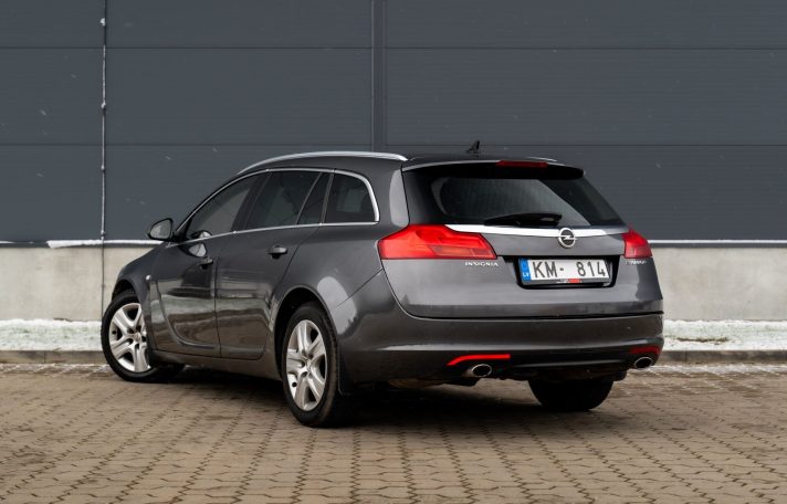 OPEL INSIGNIA SPORTS TOURER SW