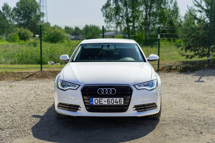 AUDI A6 LIMOUSINE QUATTRO