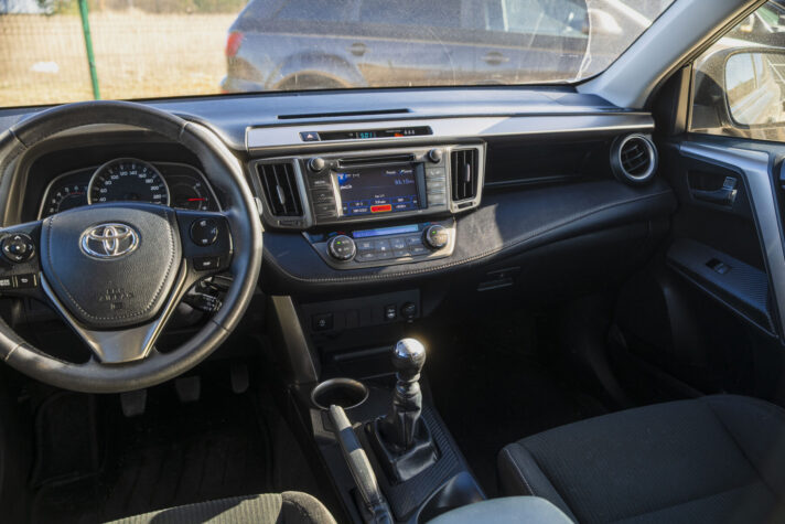 TOYOTA RAV 4