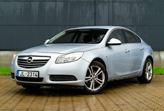 OPEL INSIGNIA