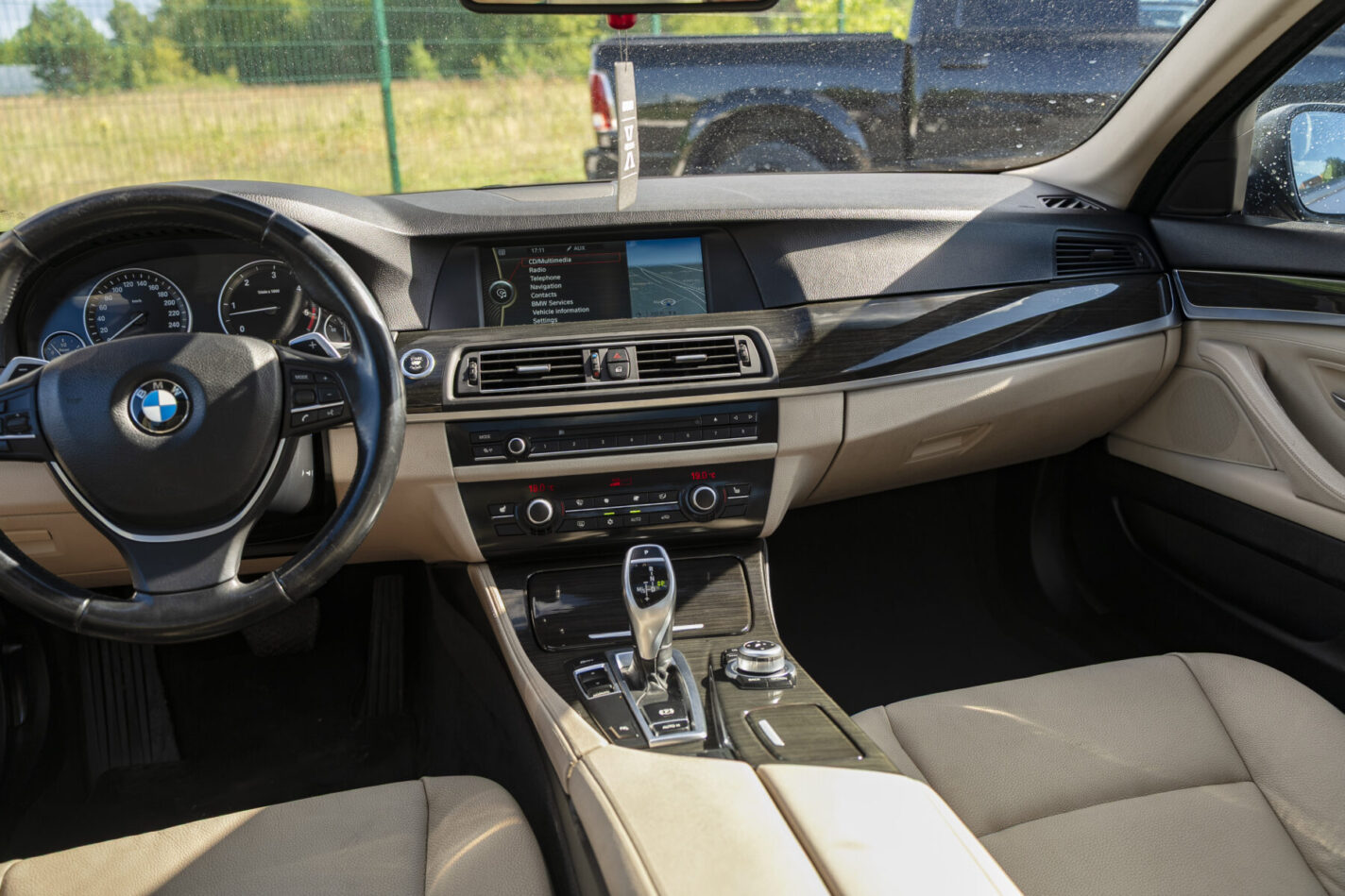 BMW 525