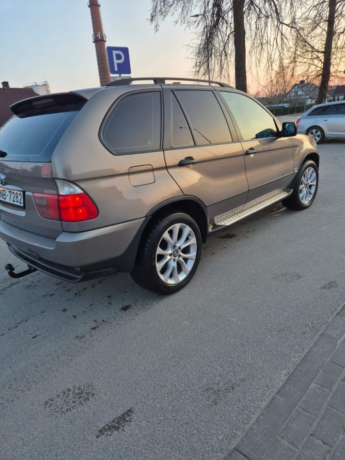 BMW X-5, E 53