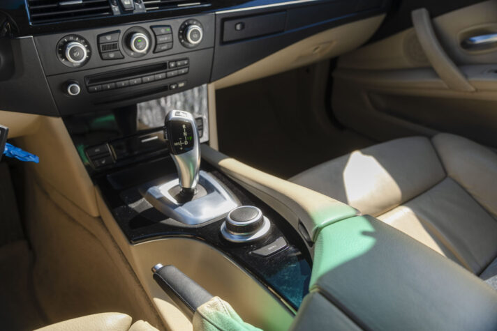 BMW 525