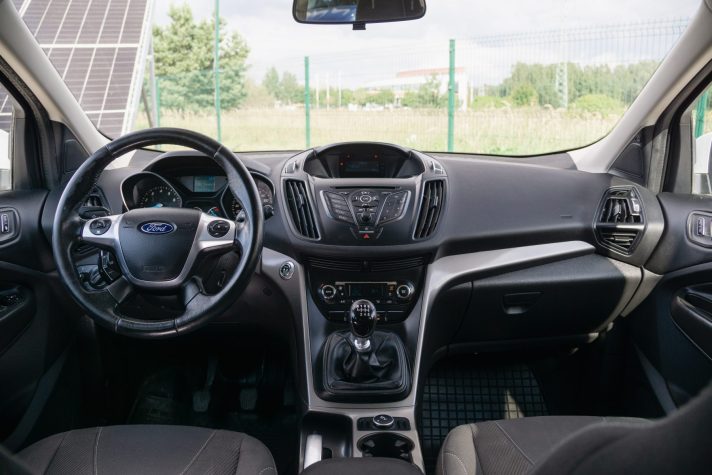 FORD KUGA