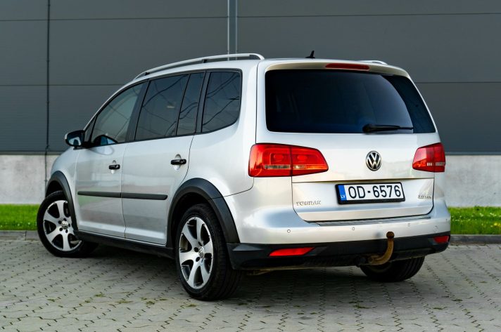 VW TOURAN