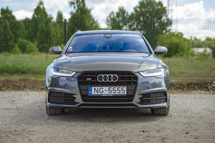 AUDI S6 AVANT