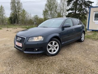 AUDI A4 1.9