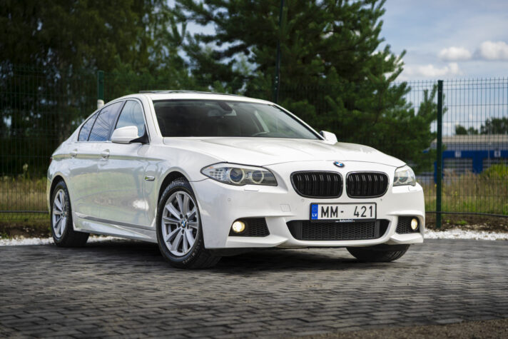 BMW 525