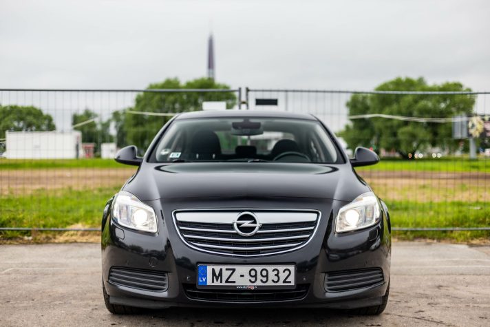 OPEL INSIGNIA