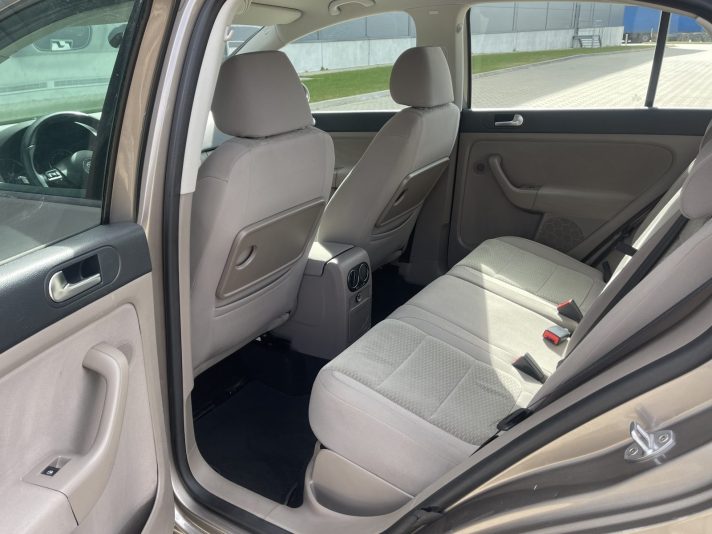 VW Golf Plus 1.6 TDI 2011 gads