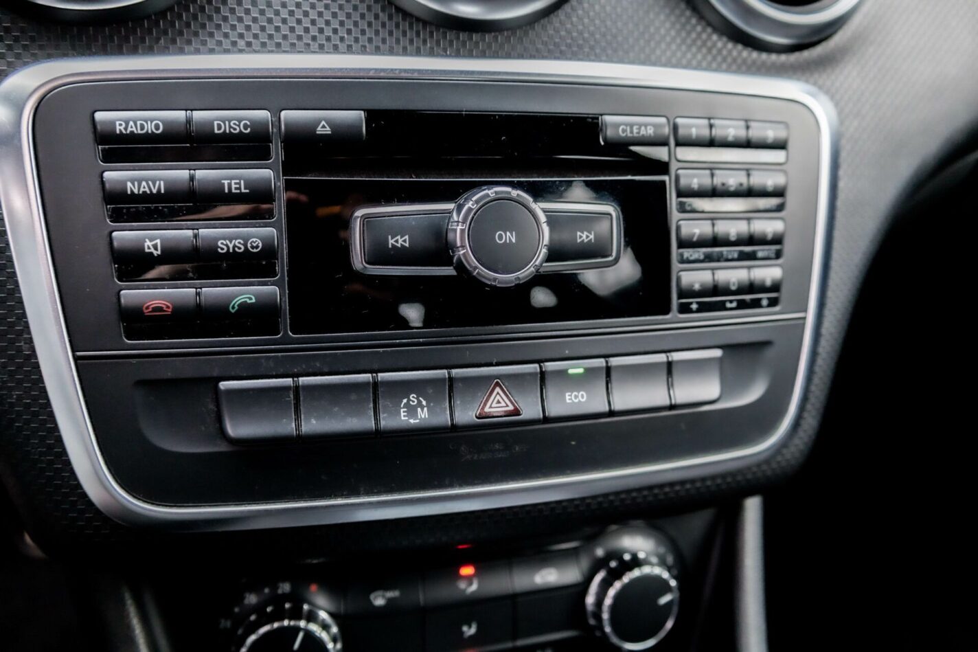 MERCEDES BENZ A180