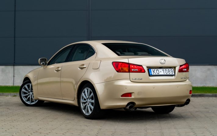 LEXUS IS 250