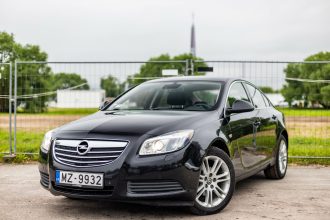OPEL INSIGNIA