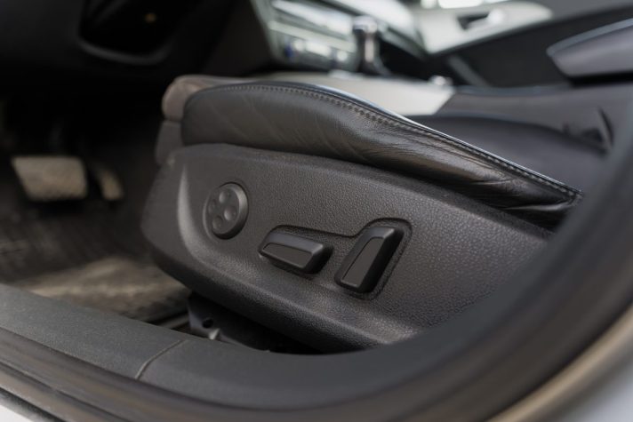 AUDI A6 QUATTRO