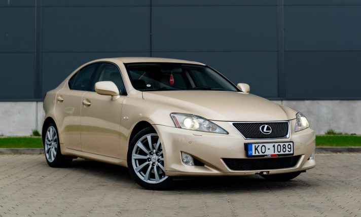 LEXUS IS 250