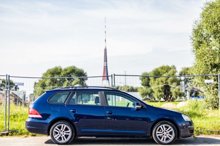 VW GOLF
