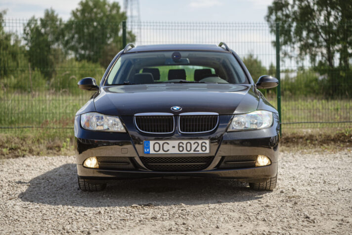 BMW 320