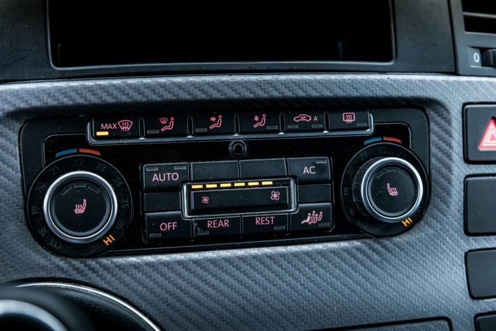 VW MULTIVAN