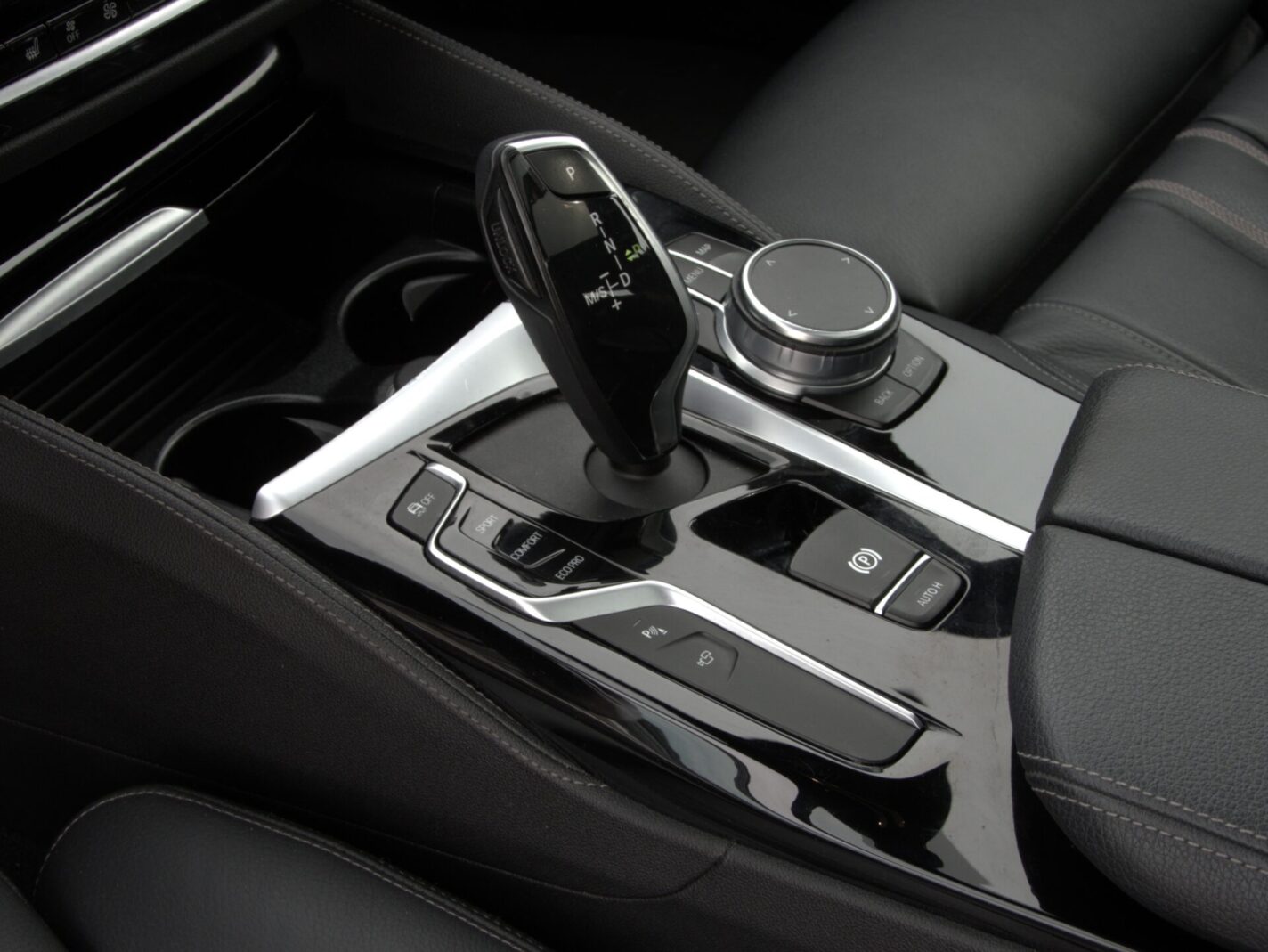 BMW 520I