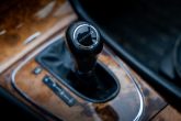 MERCEDES BENZ E200