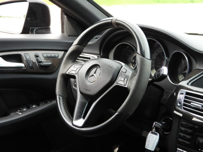 MERCEDES BENZ CLS