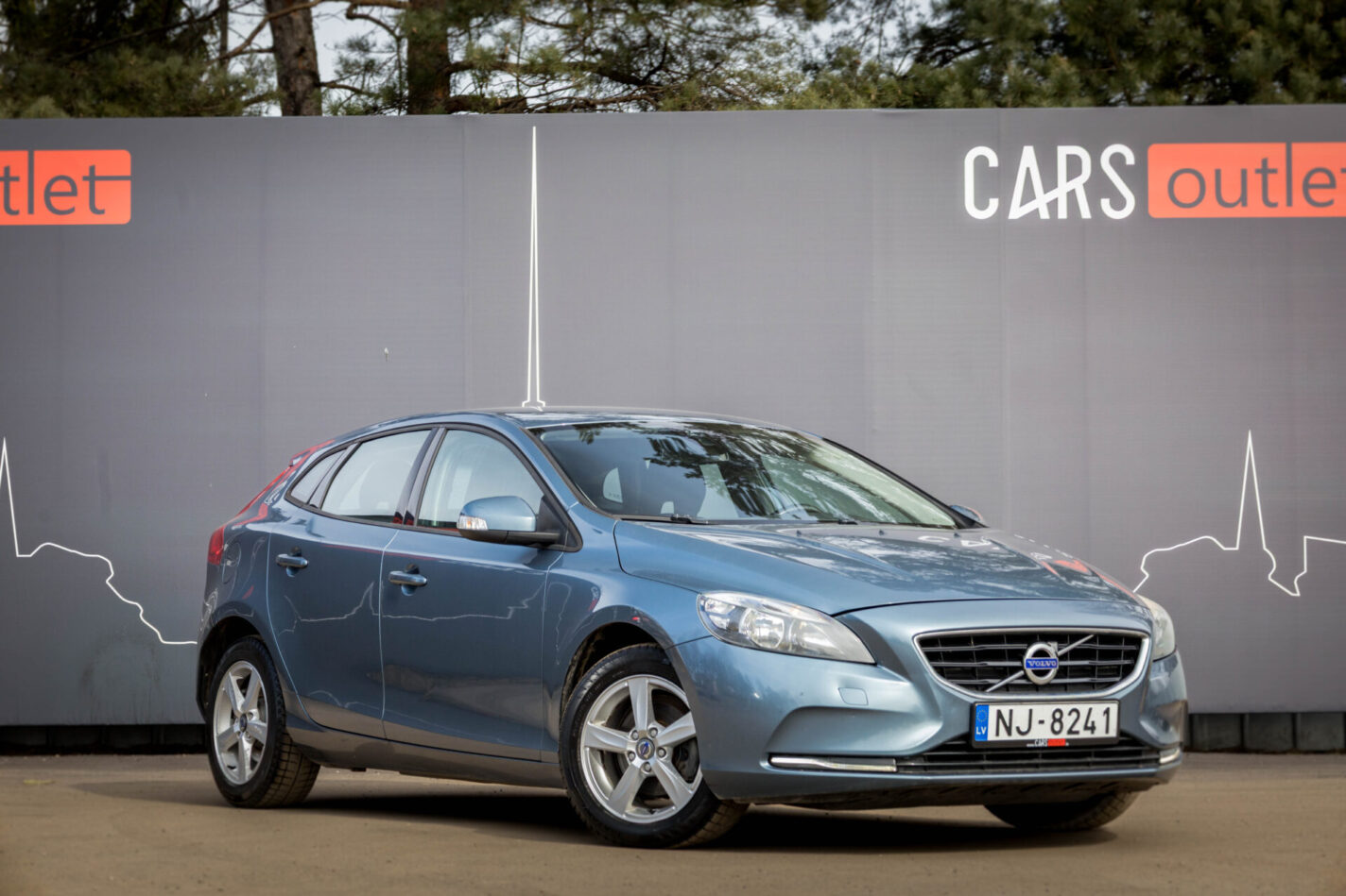 VOLVO V40