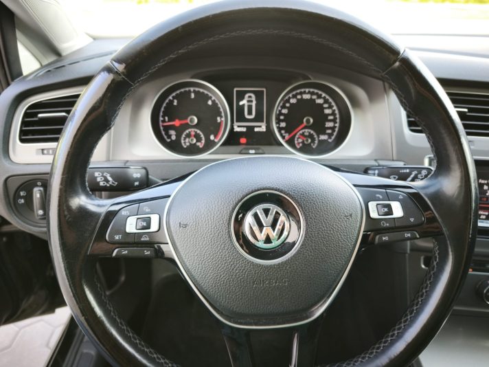 GOLF VII  2014 g.  1,6 Dīzelis 4,0-5,0/100km.