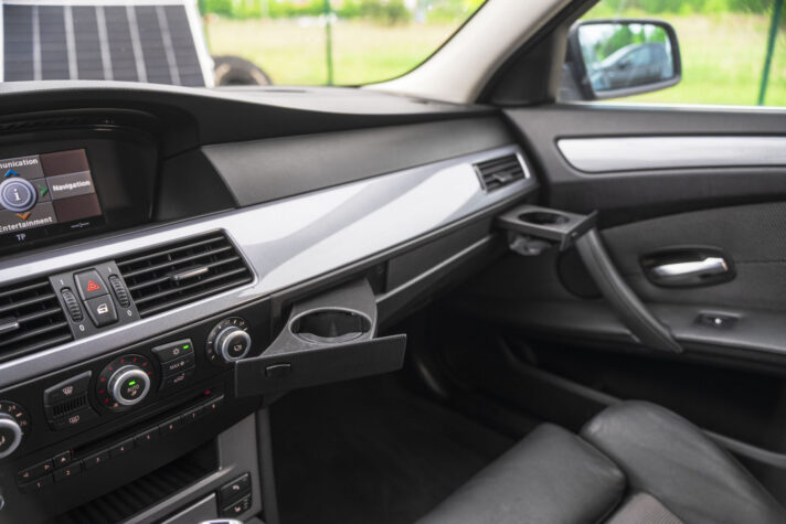 BMW 525