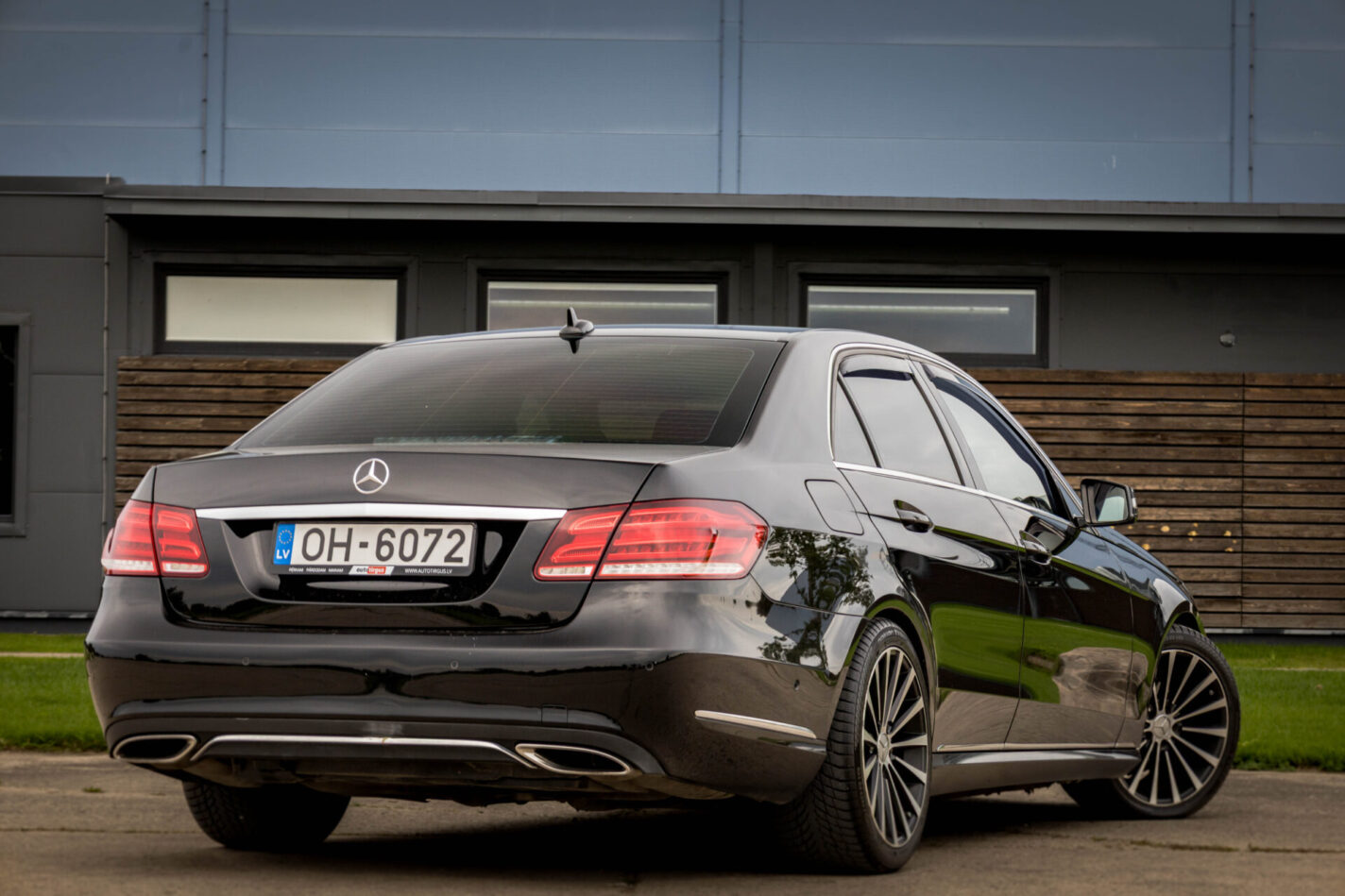 MERCEDES BENZ E200 CDI