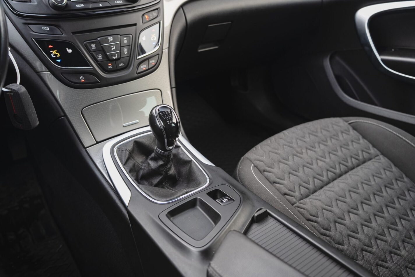 OPEL INSIGNIA SPORTS TOURER