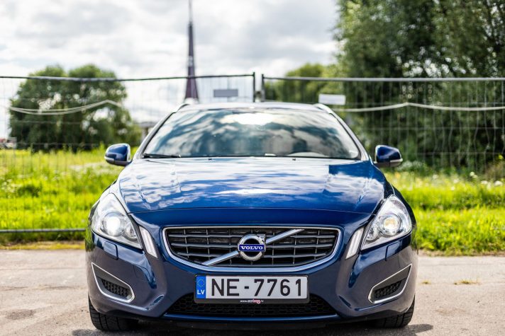 VOLVO V60