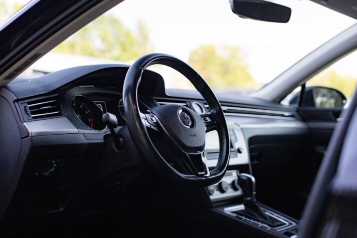 VW PASSAT