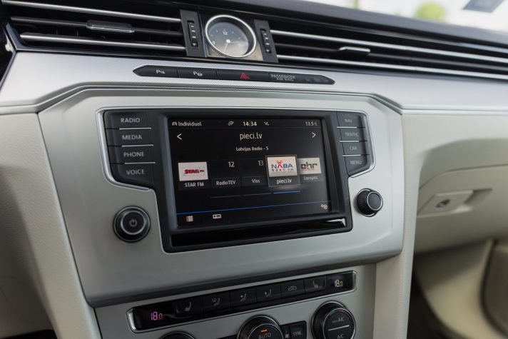 VW PASSAT B8