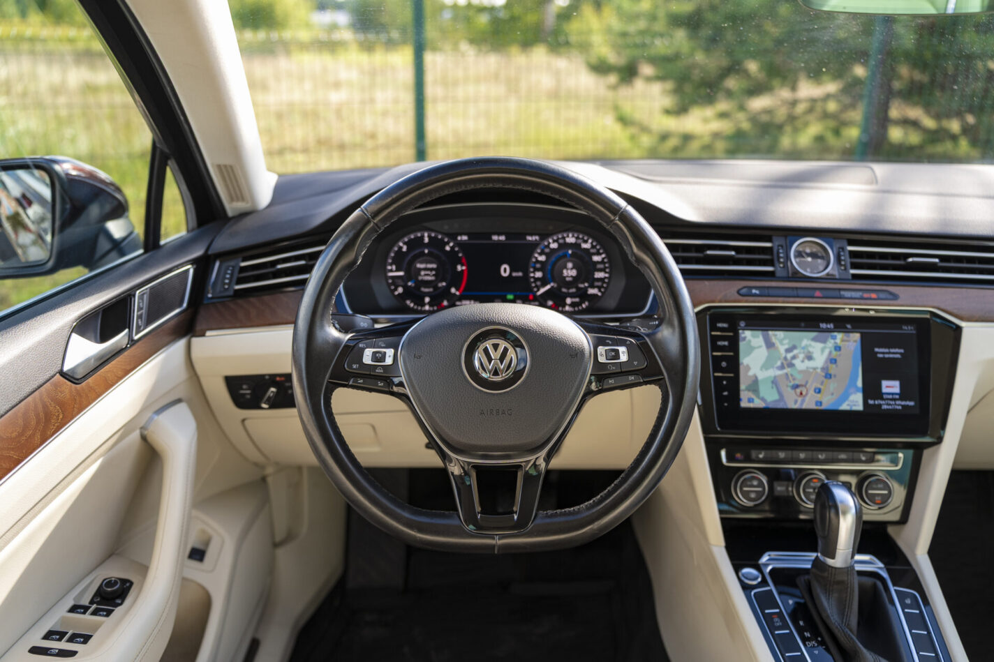 VW PASSAT R-LINE