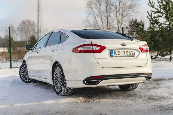 FORD MONDEO