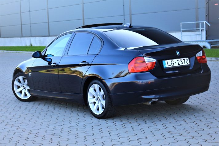 BMW 320 120KW. AUTOMĀTS