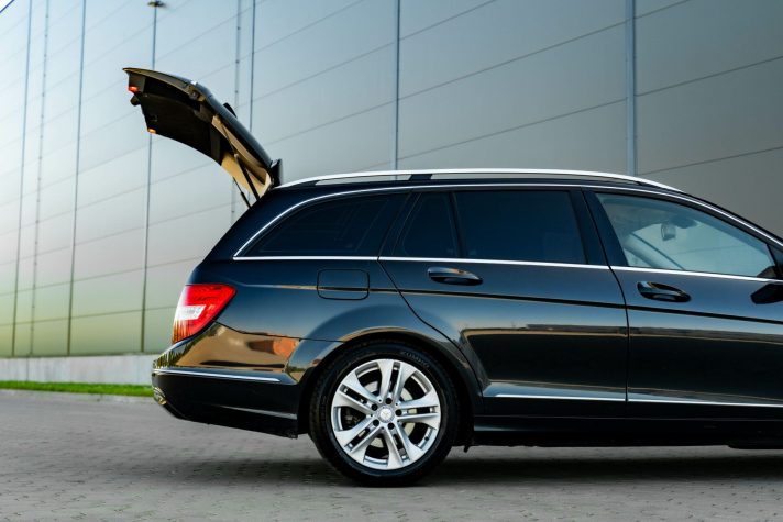 MERCEDES BENZ C220 CDI
