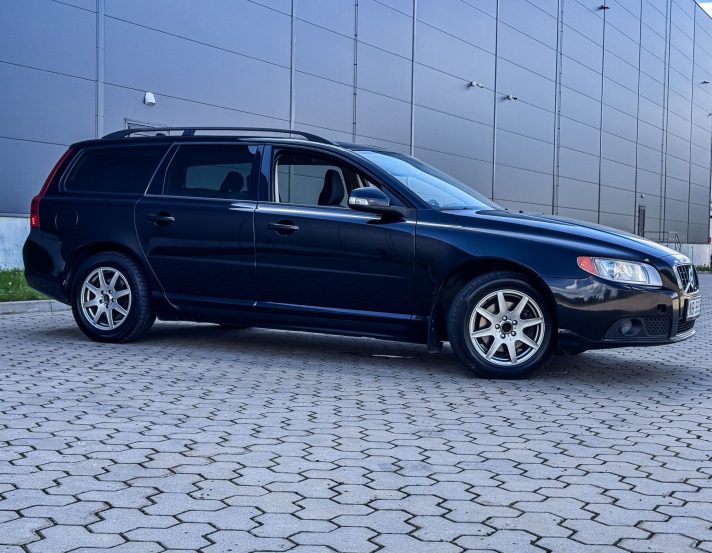 VOLVO V70
