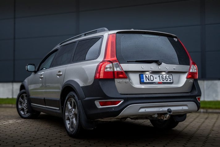 VOLVO XC70