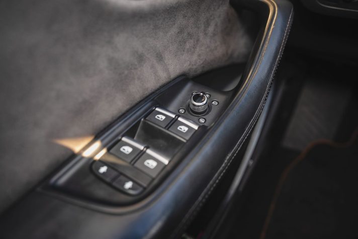 AUDI Q7 S-LINE