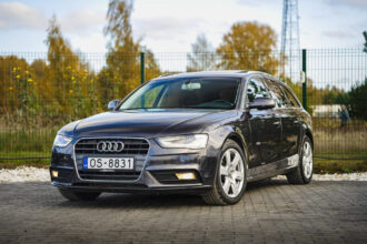 AUDI A4 AVANT